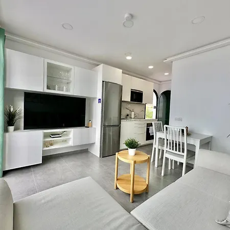 La Gomera Views Апартаменты Адехе